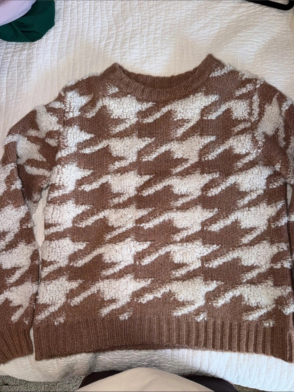 line & dot Animal Print Crewneck Sweater Brown & Cream Medium